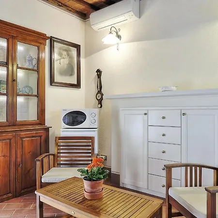 Casale Pozzo Al Moro Apartment *